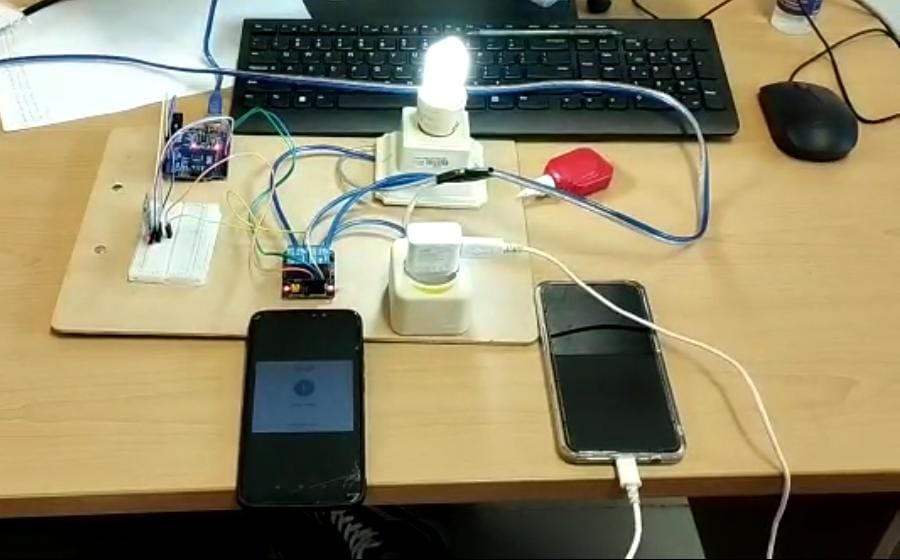 Mikrokontroler Mengedalikan Barang Elektronik slide 2