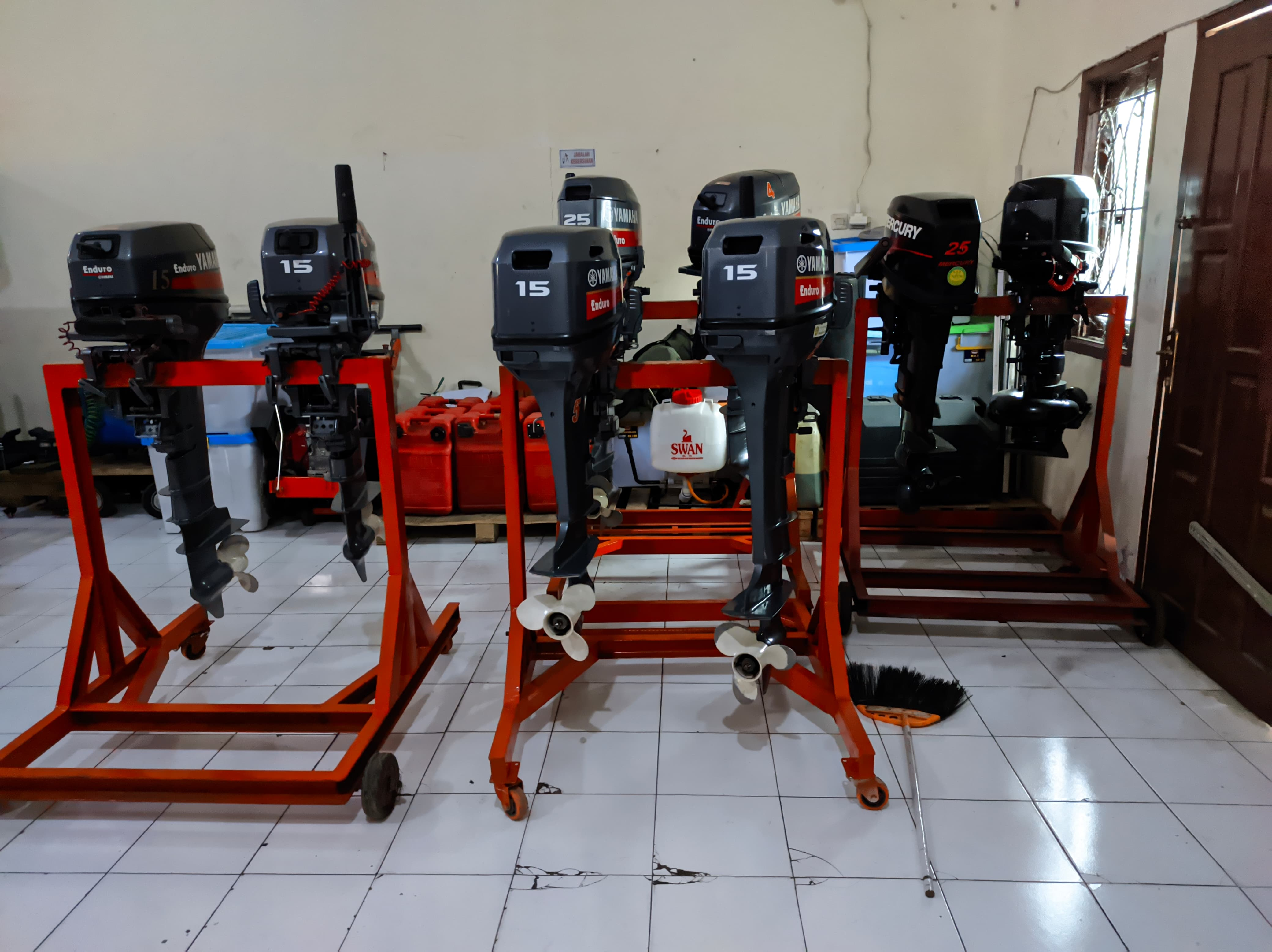 Penyimpanan Peralatan SAR slide 3