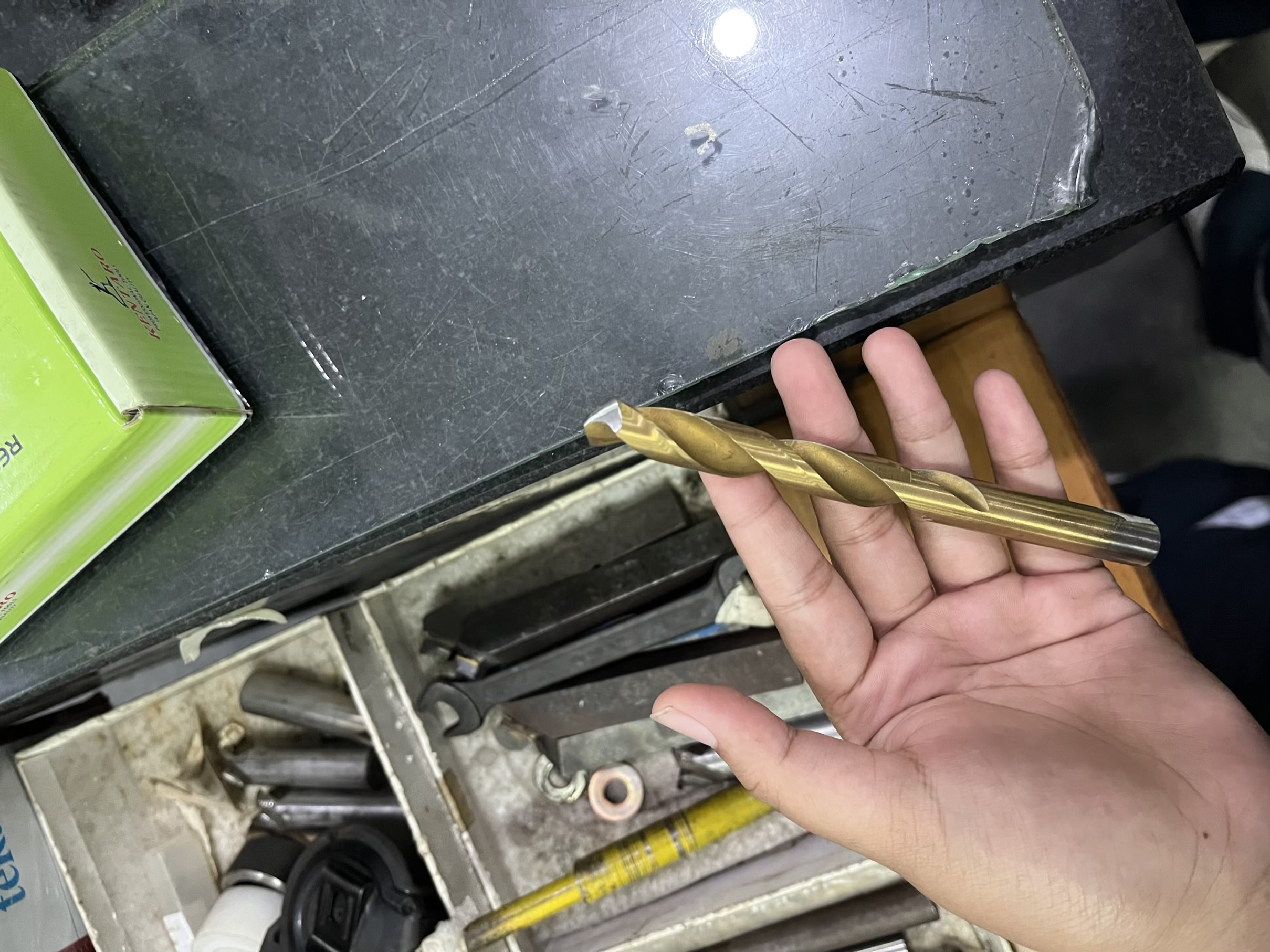 mesin bubutan dan k3 ditempat kerja slide 3