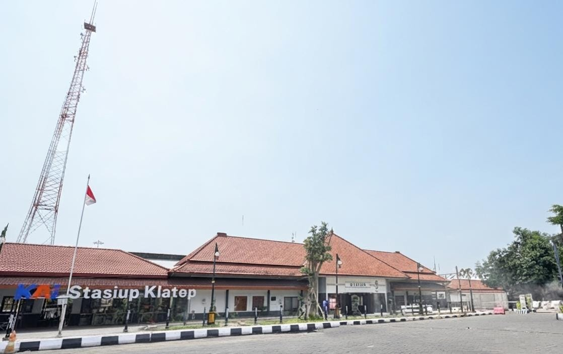 Project Pelaksana Lapangan Pekerjaan Gedung slide 2