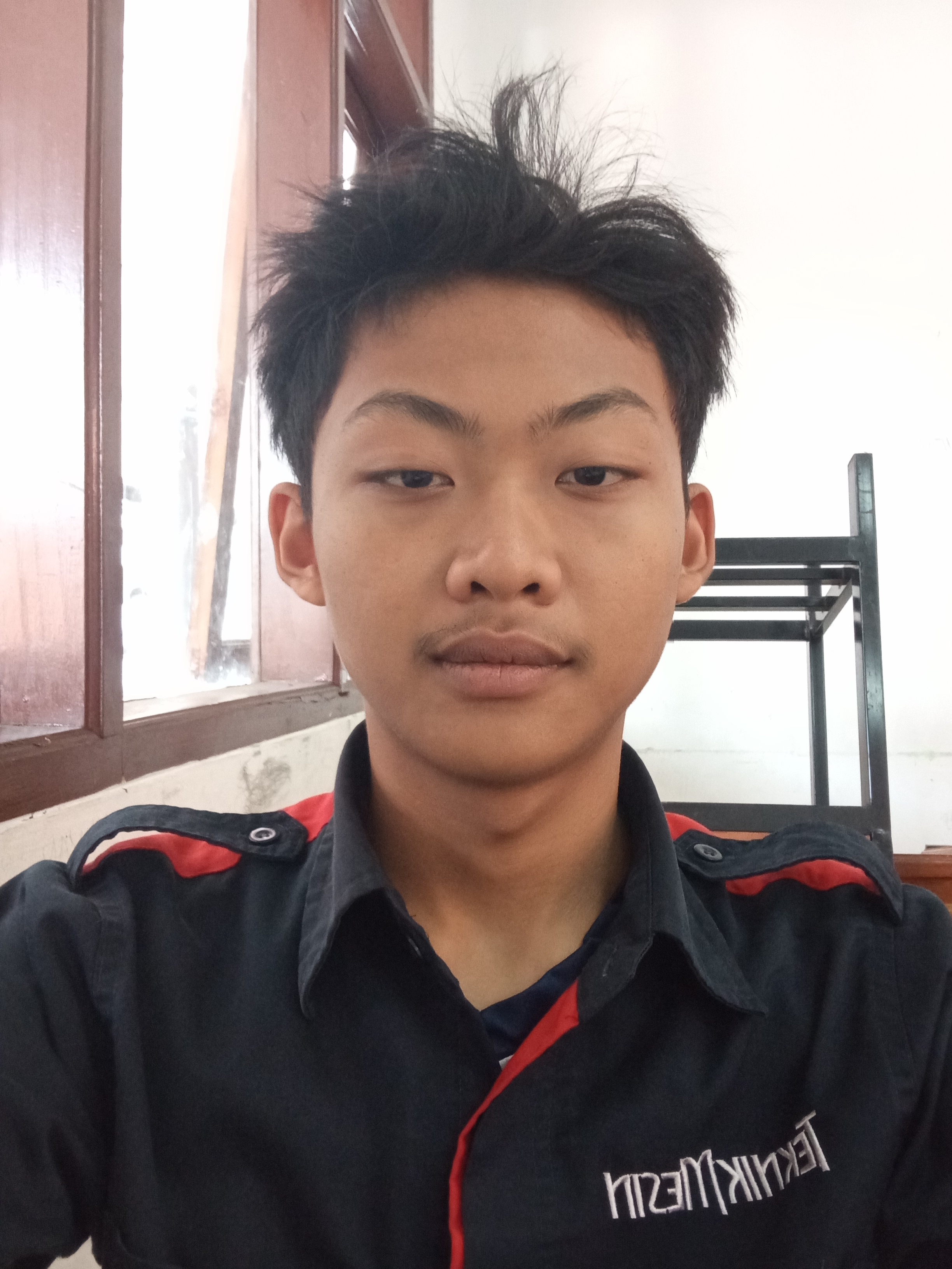 Zaky Dhiya F